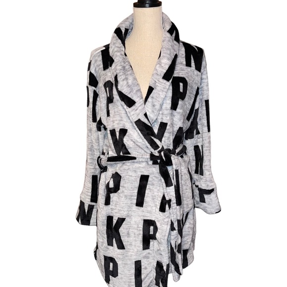 PINK Victoria's Secret Other - PINK Women’s Robe Black Grey Size Medium/Large Short Robe Warm Soft Belted.
